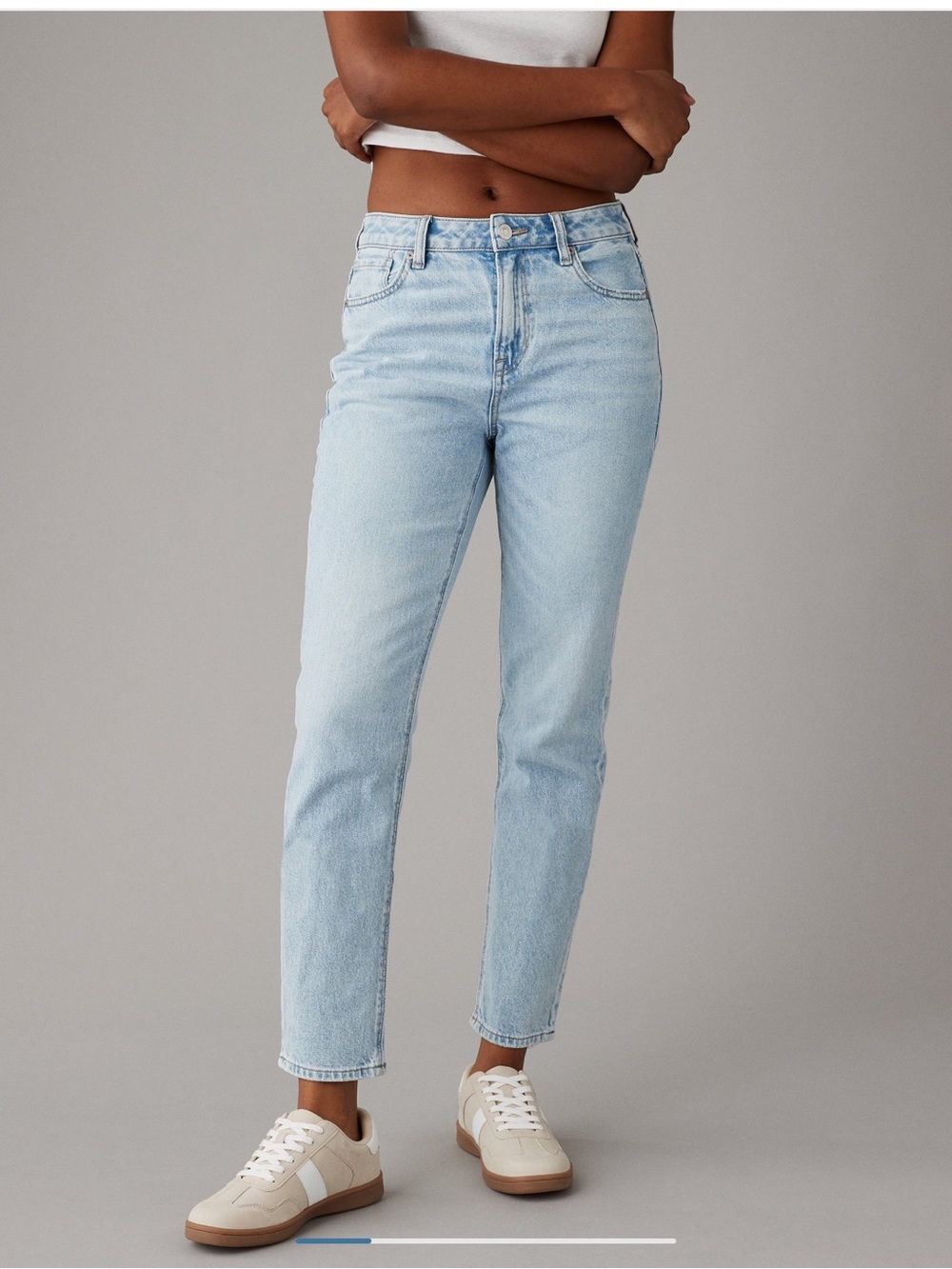 AE Strigid Mom Jean Size 32 Long Color Blue Breeze NWT